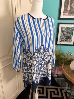 Adrienne Vittadini Blue & White Striped and Floral Print Women's Tunic Top